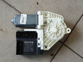 bontott VW PASSAT CC Jobb első Ablakemelő Motor