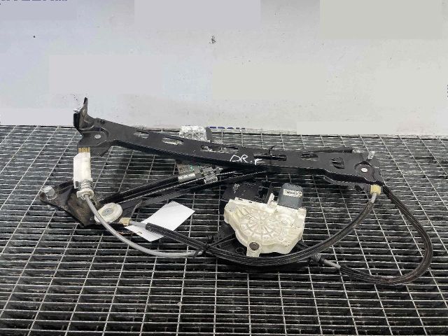 bontott VW PASSAT CC Jobb első Ablakemelő Szerkezet (Elektromos)