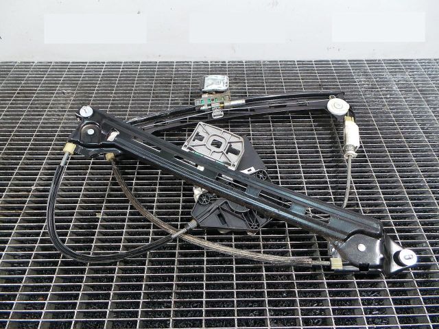 bontott VW PASSAT CC Jobb első Ablakemelő Szerkezet (Elektromos)