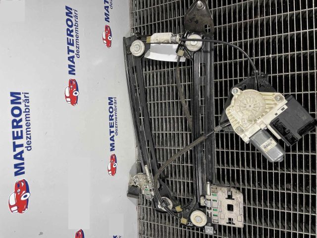 bontott VW PASSAT CC Jobb első Ablakemelő Szerkezet (Elektromos)