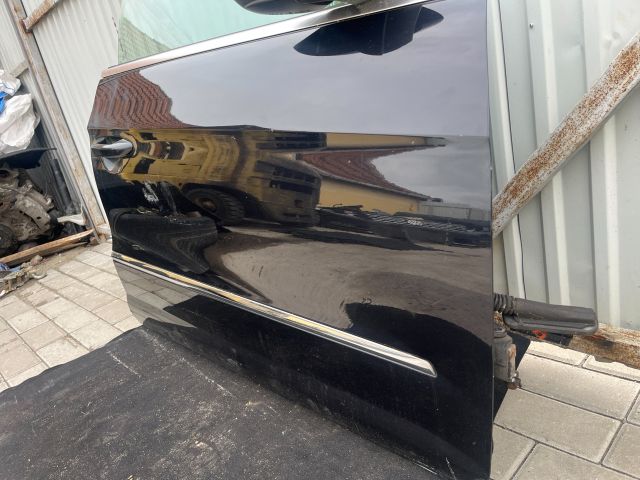 bontott VW PASSAT CC Jobb első Ajtó (Részeivel)