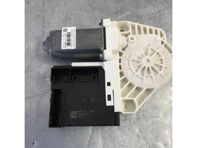 bontott VW PASSAT CC Jobb első Ajtó Vezérlőegység