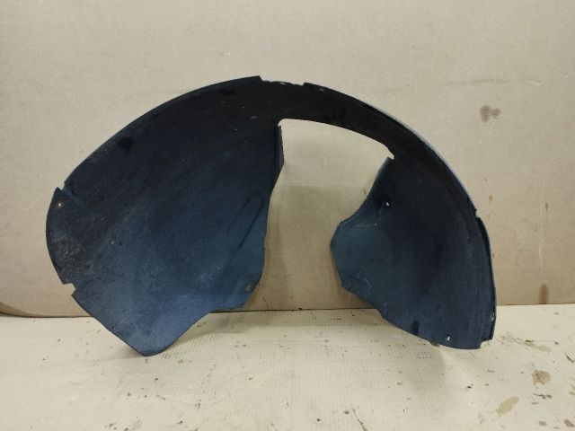 bontott VW PASSAT CC Jobb első Dobbetét (Kerékjárati, Műanyag)