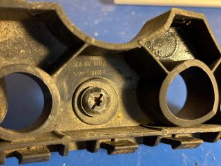 bontott VW PASSAT CC Jobb első Oldal Lökhárító Tartó (Műanyag)