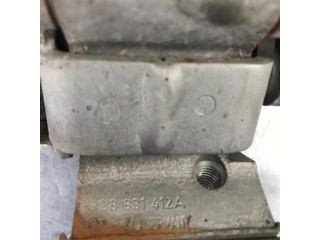 bontott VW PASSAT CC Jobb első Zsanér