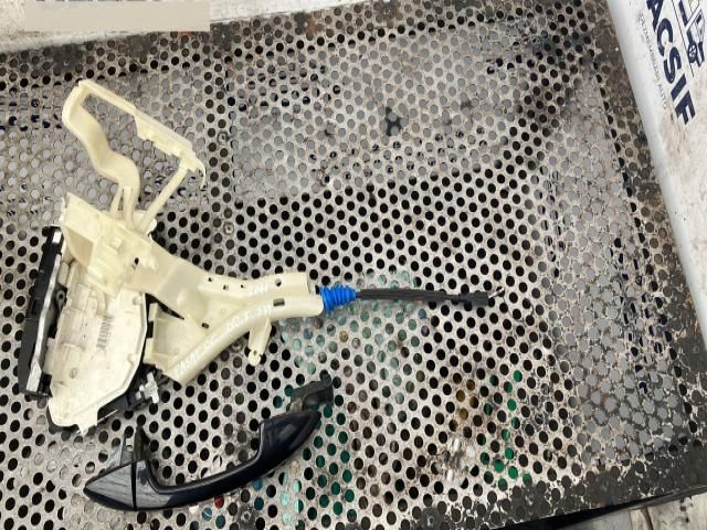 bontott VW PASSAT CC Jobb első Zsanér