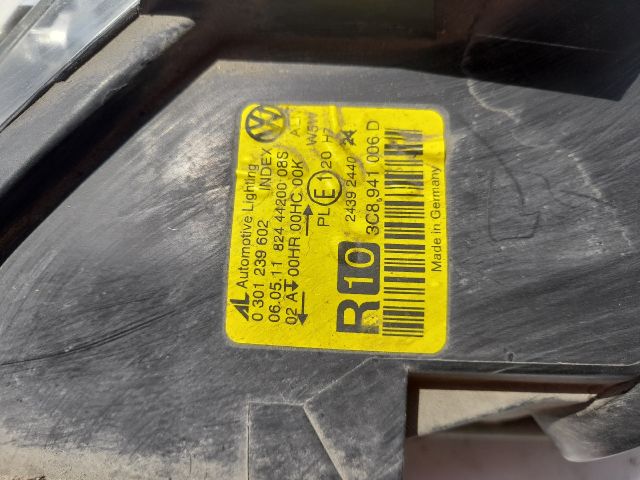 bontott VW PASSAT CC Jobb Fényszóró