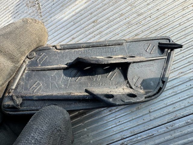 bontott VW PASSAT CC Jobb Fényszórómosó Fúvóka