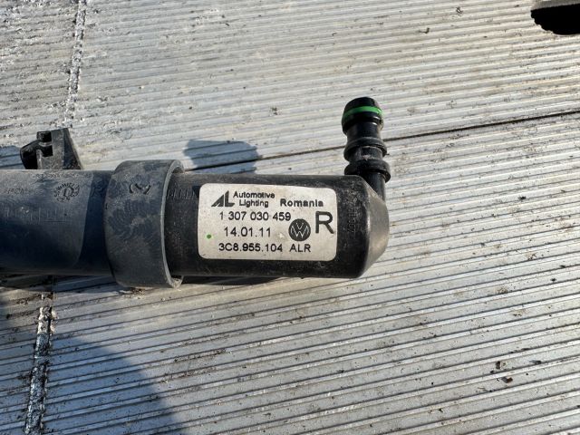 bontott VW PASSAT CC Jobb Fényszórómosó Fúvóka