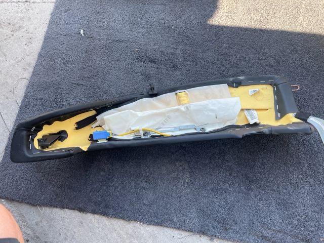 bontott VW PASSAT CC Jobb Függönylégzsák és Oldallégzsák