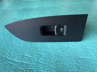 bontott VW PASSAT CC Jobb hátsó Ablakemelő Kapcsoló