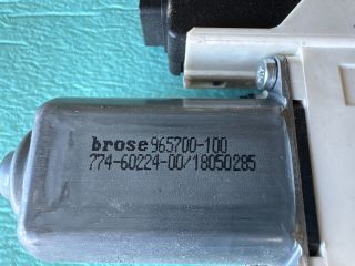 bontott VW PASSAT CC Jobb hátsó Ablakemelő Motor