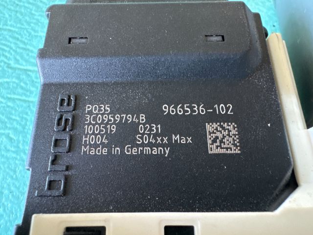 bontott VW PASSAT CC Jobb hátsó Ablakemelő Motor