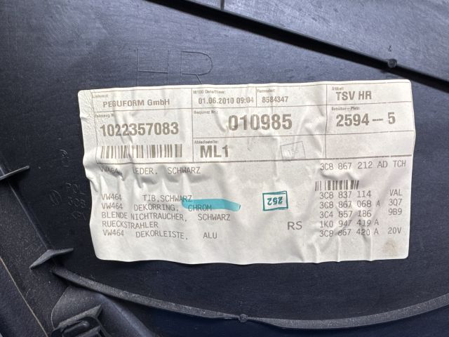 bontott VW PASSAT CC Jobb hátsó Ajtó Kárpit