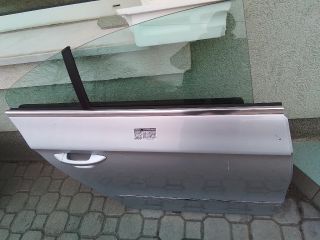 bontott VW PASSAT CC Jobb hátsó Ajtó (Részeivel)