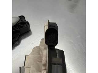 bontott VW PASSAT CC Jobb hátsó Ajtózár