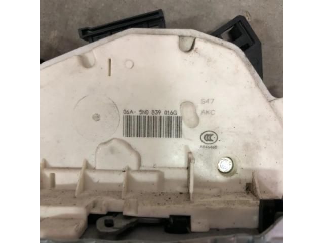 bontott VW PASSAT CC Jobb hátsó Ajtózár