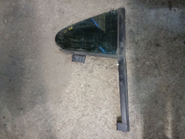 bontott VW PASSAT CC Jobb hátsó Fixüveg (Ajtóban)