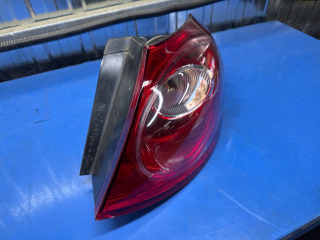 bontott VW PASSAT CC Jobb Hátsó Lámpa