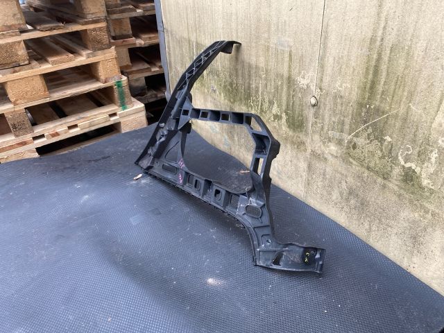 bontott VW PASSAT CC Jobb hátsó Lökhárító Tartó (Műanyag)