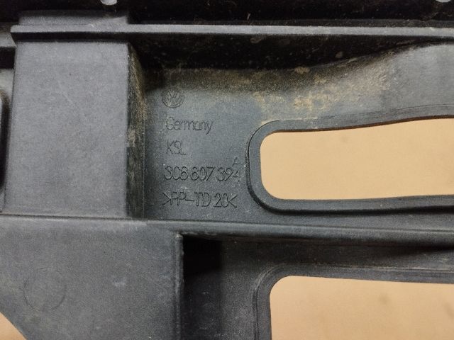 bontott VW PASSAT CC Jobb hátsó Oldal Lökhárító Tartó (Műanyag)