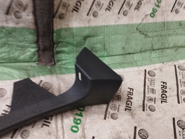 bontott VW PASSAT CC Jobb hátsó Ülés melletti Kárpit