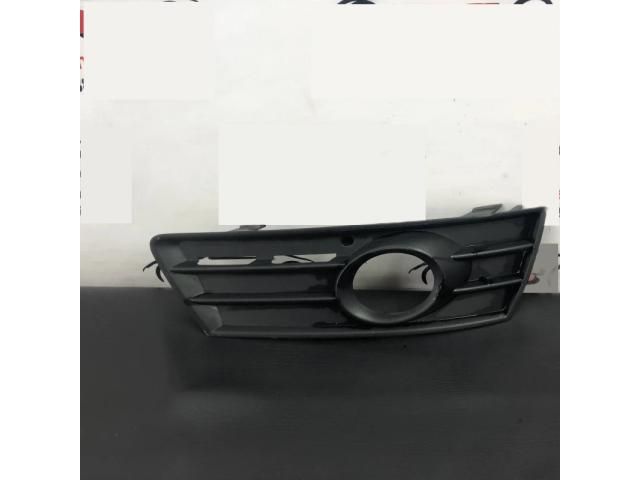 bontott VW PASSAT CC Jobb Ködlámpa Rács