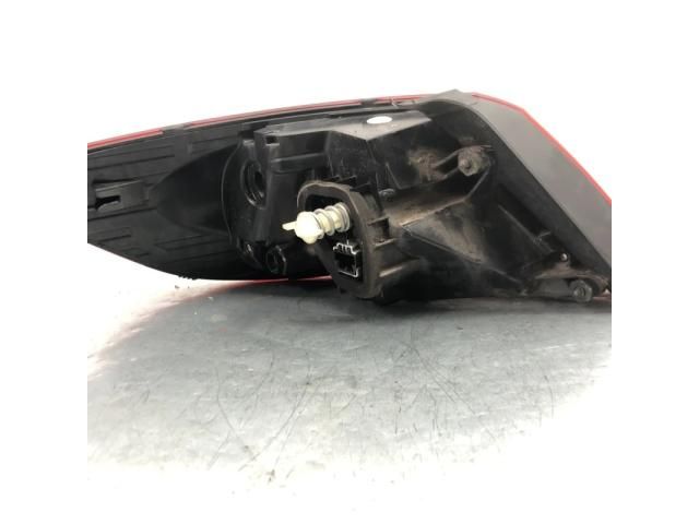 bontott VW PASSAT CC Jobb Külső Hátsó Lámpa