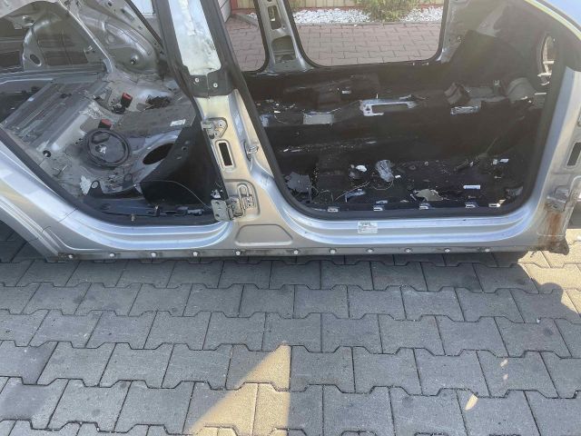 bontott VW PASSAT CC Jobb Küszöb