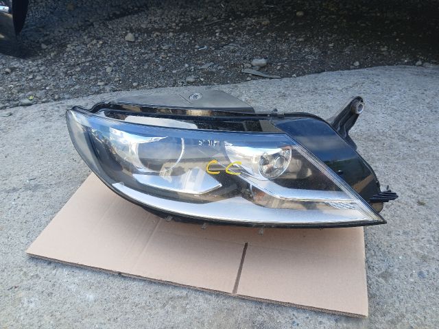 bontott VW PASSAT CC Jobb Xenon Fényszóró