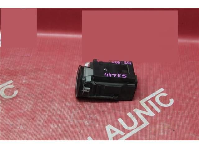 bontott VW PASSAT CC Kártyaolvasó