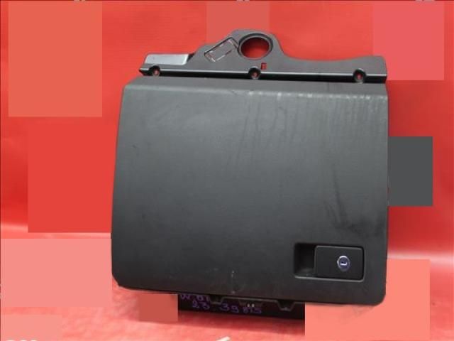 bontott VW PASSAT CC Kesztyűtartó