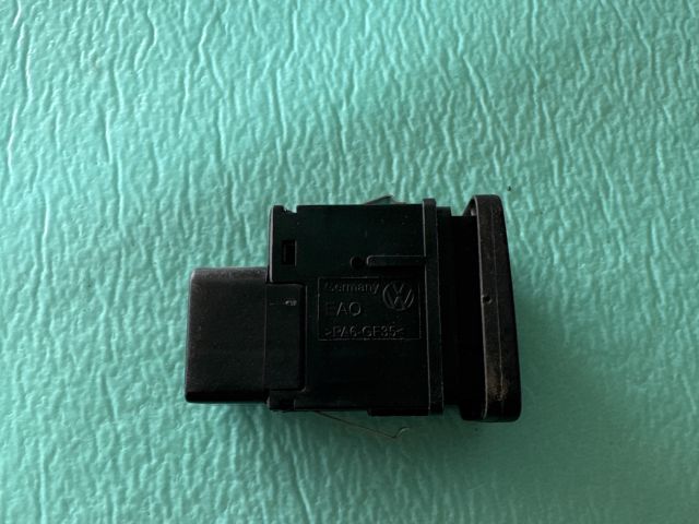 bontott VW PASSAT CC Kézifék Kapcsoló