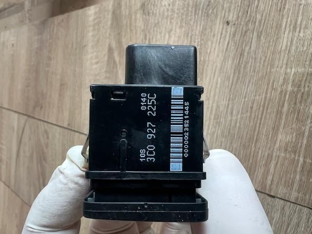 bontott VW PASSAT CC Kézifék Kapcsoló