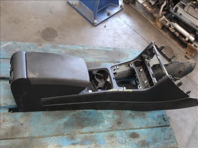 bontott VW PASSAT CC Könyöklő