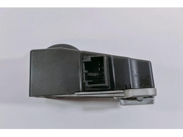 bontott VW PASSAT CC Kormányzár (Elektromos)