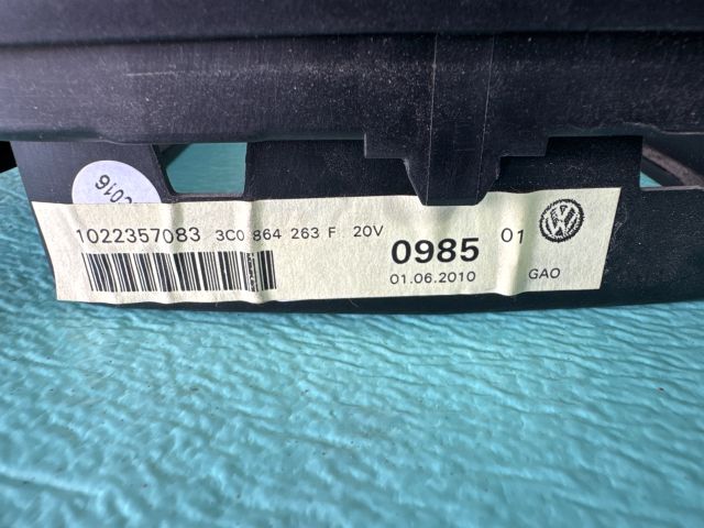 bontott VW PASSAT CC Középkonzol Keret