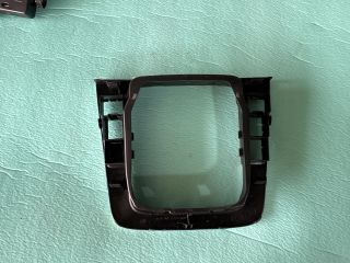 bontott VW PASSAT CC Középkonzol Keret