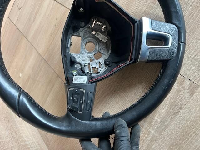 bontott VW PASSAT CC Multikormány