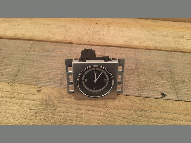 bontott VW PASSAT CC Óra (Időmérő)