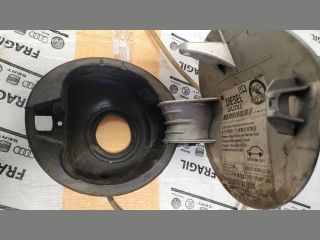 bontott VW PASSAT CC Tankajtó