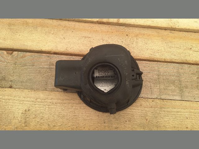 bontott VW PASSAT CC Tankajtó