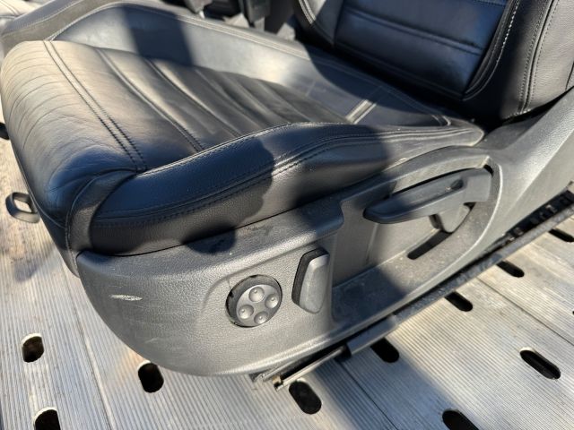 bontott VW PASSAT CC Ülés és Ajtókárpit Szett