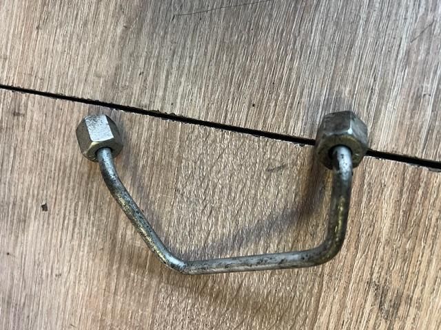 bontott VW PASSAT CC Üzemanyagcső