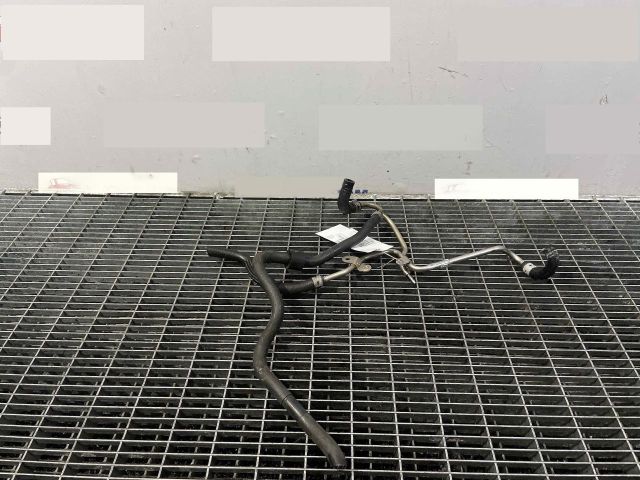 bontott VW PASSAT CC Üzemanyagcső