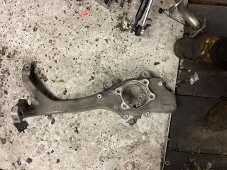 bontott VW PHAETON Bal első Csonkállvány