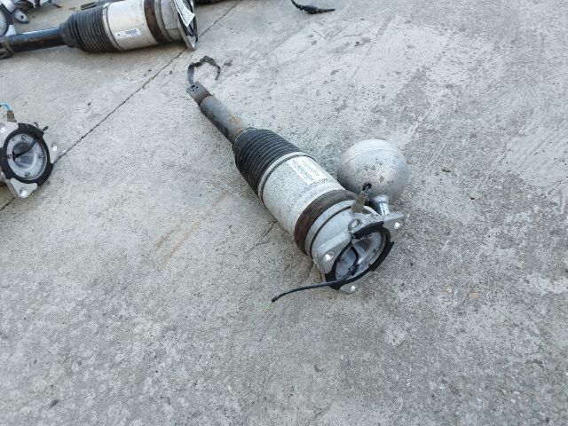 bontott VW PHAETON Bal hátsó Rugó