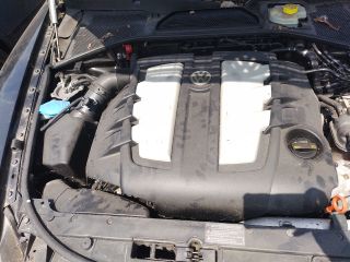 bontott VW PHAETON Biztosítéktábla Motortér