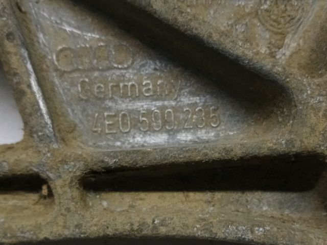 bontott VW PHAETON Differenciálmű Tartó Bak