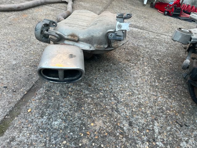 bontott VW PHAETON Hátsó Kipufogó Dob